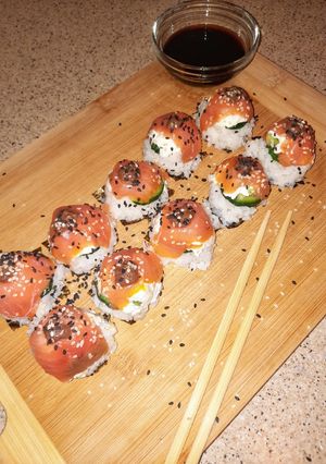O poză a rețetei Sushi la cofrag 🍣.