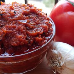 Rajasthan ki Tomato Dry Red Chilli & Garlic Chutney Recipe A picture of Rajasthan ki Tomato Dry Red Chilli & Garlic Chutney Recipe.