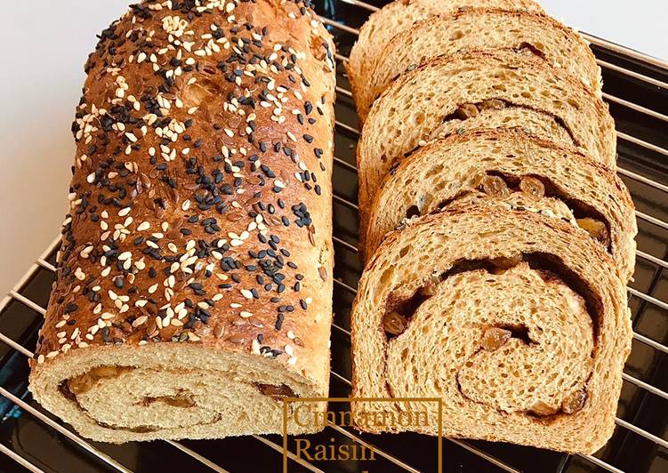 Cinnamon Raisin Wheat Bread
(No Knead | No Butter)