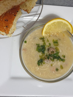 صورة لوصفة شوربة بيضاء قسنطينية