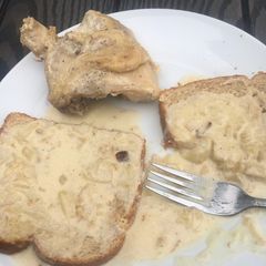 A picture of Smothered chicken.