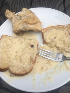 A picture of Smothered chicken.