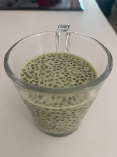 Una foto de Pudding saludable de chía y té matcha