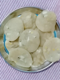 அல்வா புட்டு (Halwa puttu recipe in tamil) செய்முறை முக்கிய புகைப்படம்
