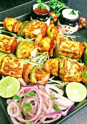 A picture of Tandoori Paneer Platter.