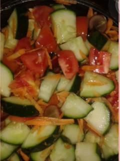 A picture of Tomatoe carrots salad# Salad contest.