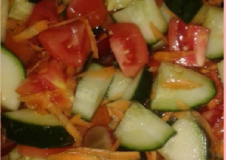 Steps to Make Homemade Tomatoe carrots salad# Salad contest