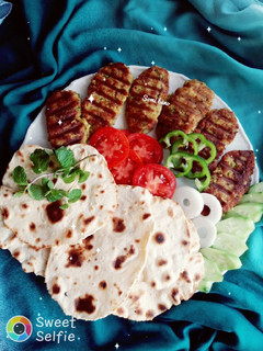 عکسی از دستور کتلت گوشت با نون ترتیلا😍