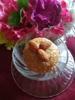 A picture of Paneer Ladoo.