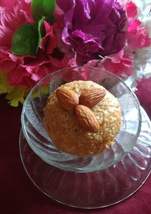 A picture of Paneer Ladoo.