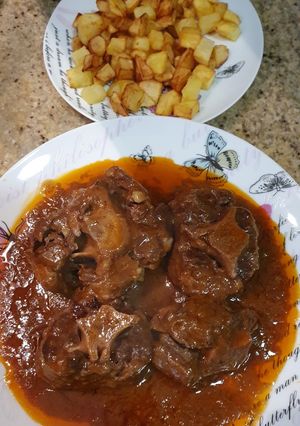Una foto de Rabo de toro en salsa
