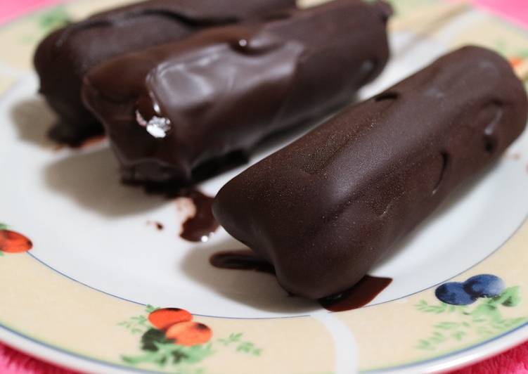 Rahasia Menyiapkan Es Potong Lapis Cokelat Anti Gagal!