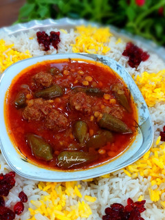 عکسی از دستور خورشت بامیه با گوشت قلقلی
