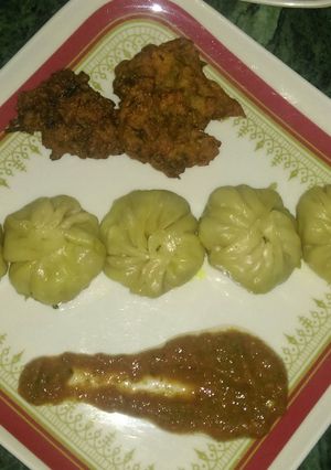 A picture of Chicken momo.