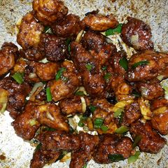 A picture of General Tso's Chicken.