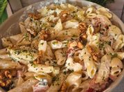 Une photo de filet poulet creme tomate