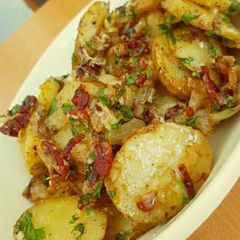 A picture of Potatoes Bacon and Cheese.