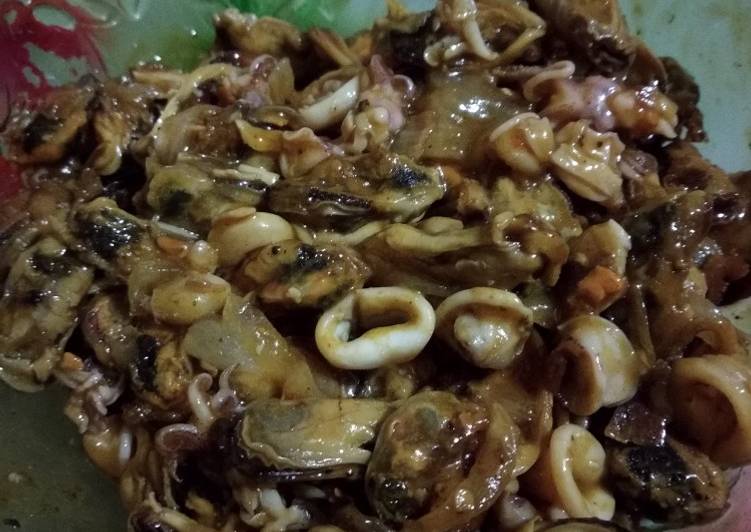 Cumi kerang hijau saus tiram