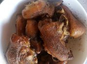 Hình ảnh của chân giò kho tiêu