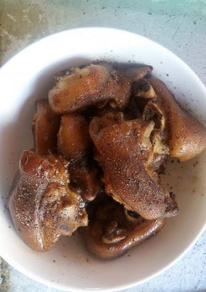 Hình của món Chân giò kho tiêu.