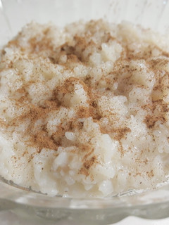 Una foto de Arroz con leche y coco