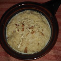 A picture of Phini Wali doodh siwaiyan.
