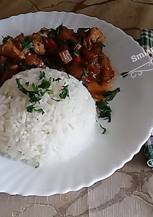 Une photo de Riz à la sauce d'aubergine
