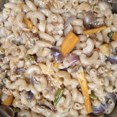A picture of Macaroni jallof.