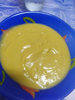 Una foto de Crema de calabacín y quesitos