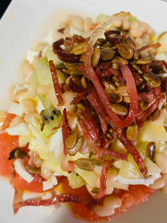 Una foto de Timbal de sabores y texturas