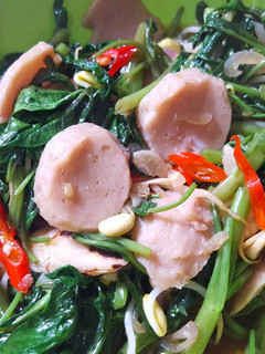 Foto resep Tumis kangkung baso