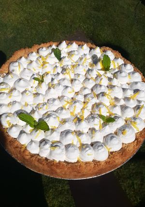 Una foto de Lemon pie rápido o tarta de limón🍋