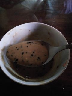 Hình của món Sốt mè rang trộn salad.