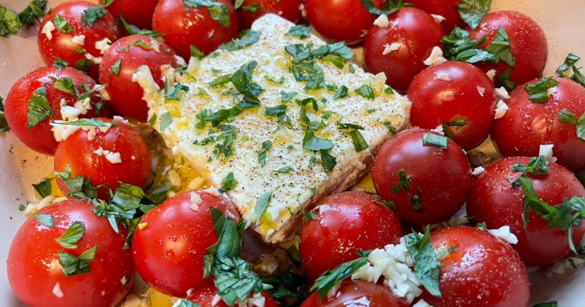 The TIK TOK Tomato Feta Pasta Recipe by Neal Lagatta - Cookpad