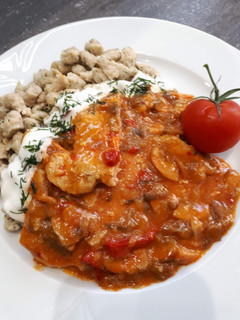 Bakonyi borda, kapros- túrós galuskával recept fotója