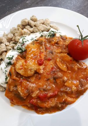 Bakonyi borda, kapros- túrós galuskával recept fotója