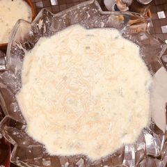 A picture of Sheer khurma.