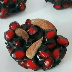 A picture of Pomegranate Chocolate Bites.
