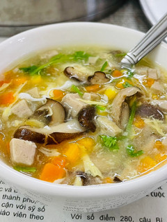 A picture of Nutritious Chicken and Mushroom Soup.