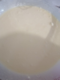 Una foto de Mousse de maracuyá