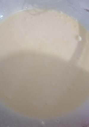 Una foto de Mousse de maracuyá