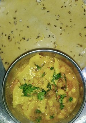 A picture of Papad boondi ki sabzi.
