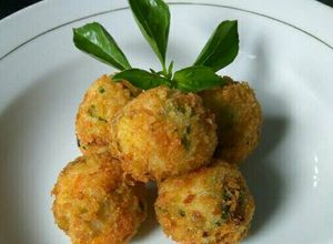 Foto resep MPASI 1y+ Bola-bola Nasi