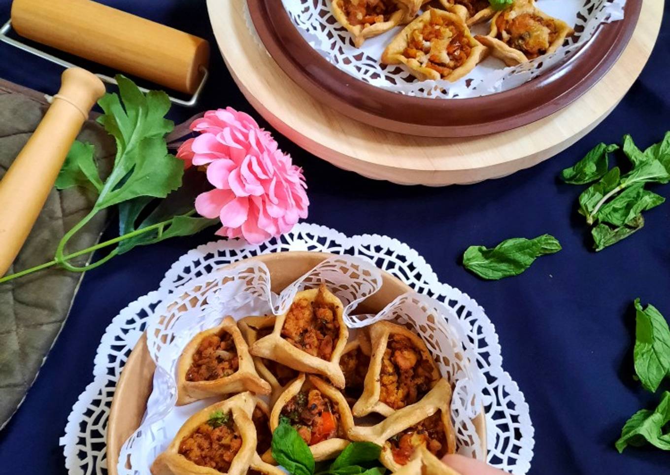 Whole-wheat Chicken Fatayer