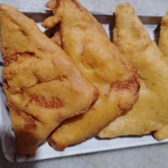 A picture of Bread pakoda.