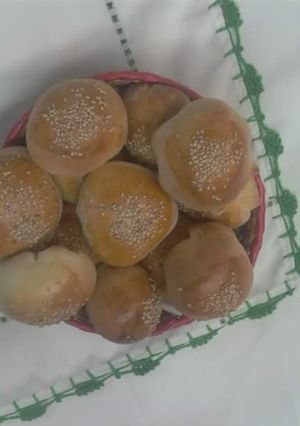 Una foto de Bollitos rellenos de queso crema