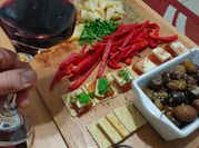 Una foto de membrillo con queso