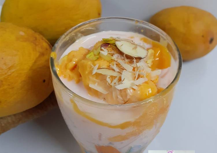Recipe of Any-night-of-the-week Pune special mango falooda