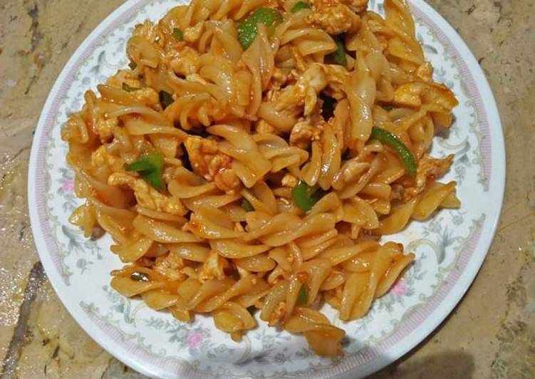 Easiest Way to Prepare Homemade Chicken spicy pasta