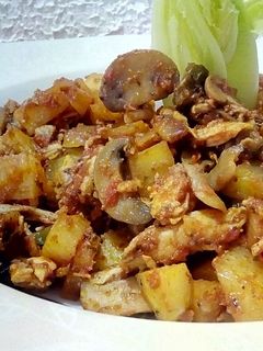 عکسی از دستور خوراک مرغ و قارچ